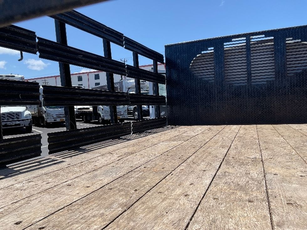 Flatbed Truck-Light and Medium Duty Trucks-GMC-2019-G33503-Anaheim-CA-49,571\n\t\tmiles-$ 26,750 - Image 11