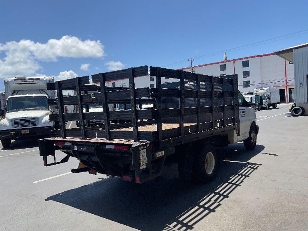 Flatbed Truck-Light and Medium Duty Trucks-GMC-2019-G33503-Anaheim-CA-49,571\n\t\tmiles-$ 26,750 - Image 13