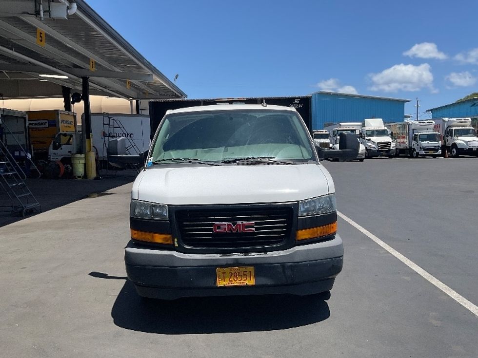 Flatbed Truck-Light and Medium Duty Trucks-GMC-2019-G33503-Anaheim-CA-49,571\n\t\tmiles-$ 26,750 - Image 2