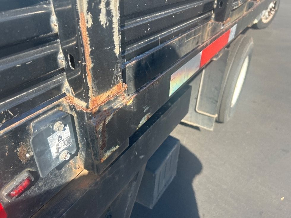 Flatbed Truck-Light and Medium Duty Trucks-GMC-2019-G33503-Torrance-CA-20,800\n\t\tmiles-$ 31,750 - Image 25