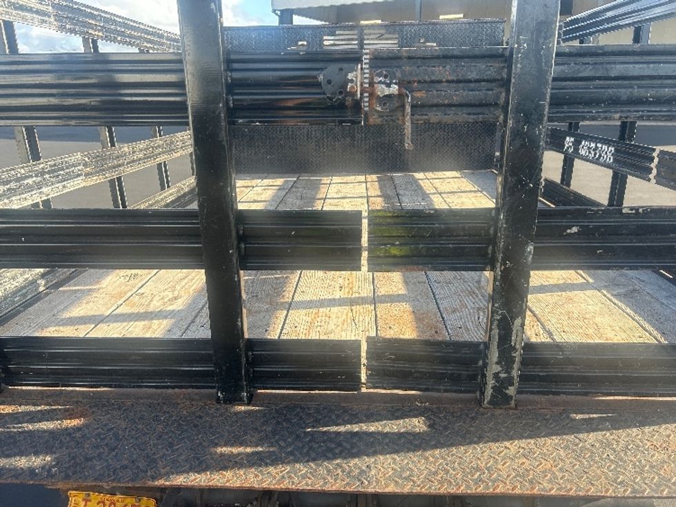Flatbed Truck-Light and Medium Duty Trucks-GMC-2019-G33503-Torrance-CA-39,562\n\t\tmiles-$ 30,250 - Image 10