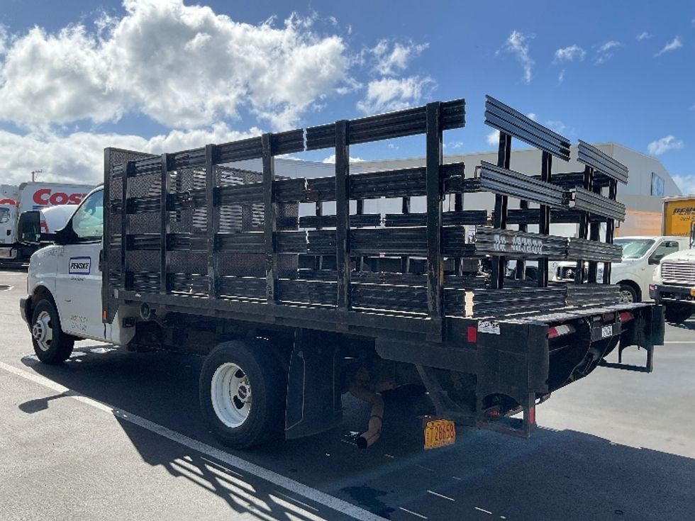 Flatbed Truck-Light and Medium Duty Trucks-GMC-2019-G33503-Torrance-CA-39,562\n\t\tmiles-$ 30,250 - Image 25
