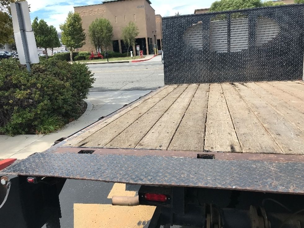 Flatbed Truck-Light and Medium Duty Trucks-GMC-2019-G33503-Torrance-CA-39,960\n\t\tmiles-$ 30,500 - Image 11