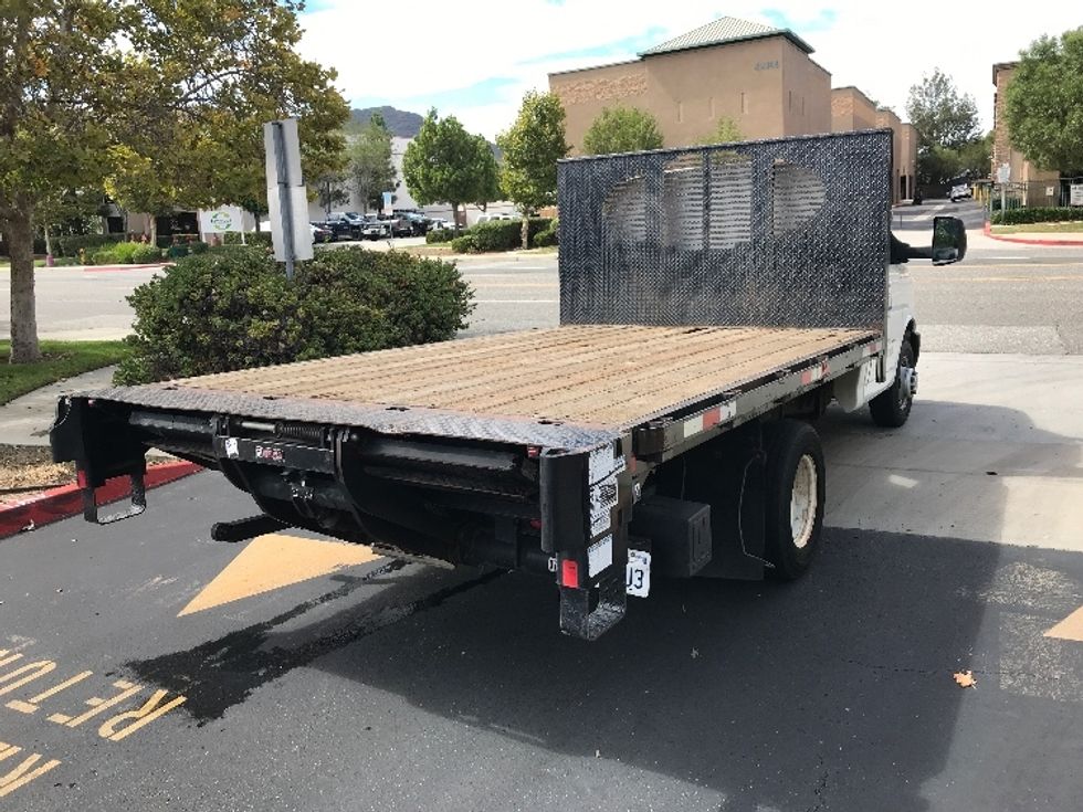 Flatbed Truck-Light and Medium Duty Trucks-GMC-2019-G33503-Torrance-CA-39,960\n\t\tmiles-$ 30,500 - Image 13