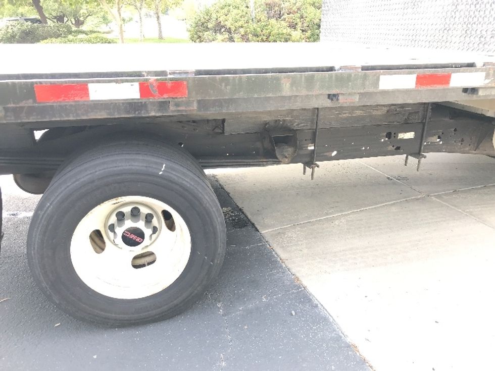 Flatbed Truck-Light and Medium Duty Trucks-GMC-2019-G33503-Torrance-CA-39,960\n\t\tmiles-$ 30,500 - Image 14