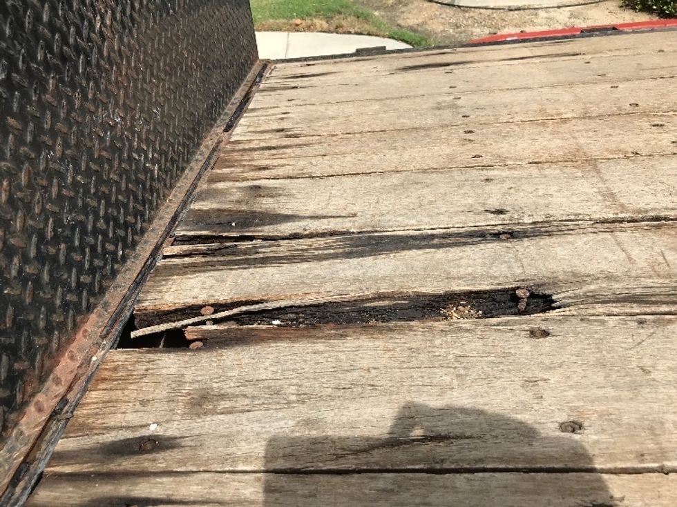 Flatbed Truck-Light and Medium Duty Trucks-GMC-2019-G33503-Torrance-CA-39,960\n\t\tmiles-$ 30,500 - Image 28