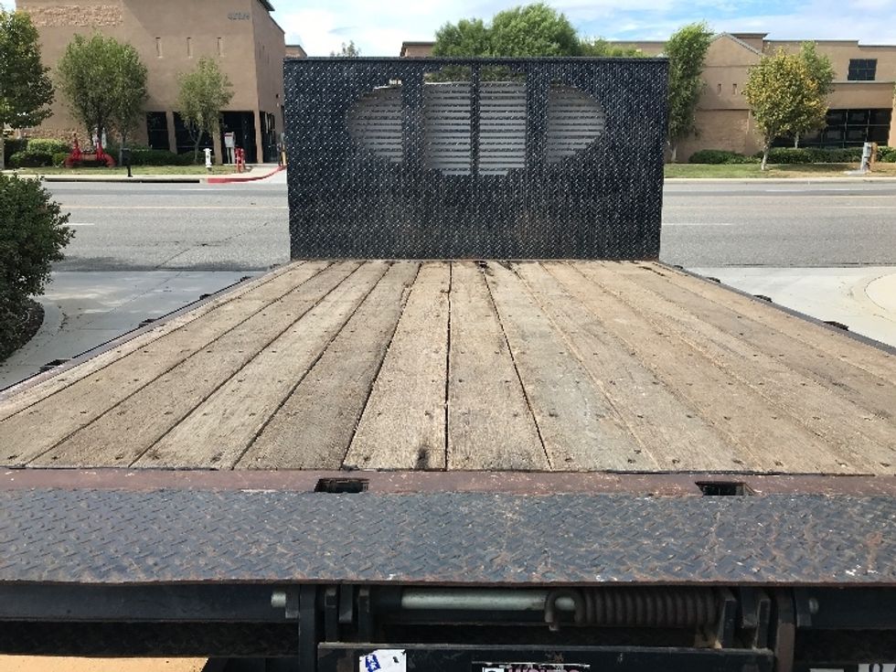 Flatbed Truck-Light and Medium Duty Trucks-GMC-2019-G33503-Torrance-CA-39,960\n\t\tmiles-$ 30,500 - Image 8