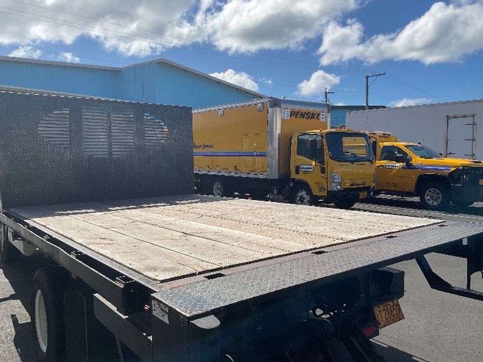 Flatbed Truck-Light and Medium Duty Trucks-GMC-2019-G33503-Torrance-CA-48,366\n\t\tmiles-$ 29,250 - Image 12