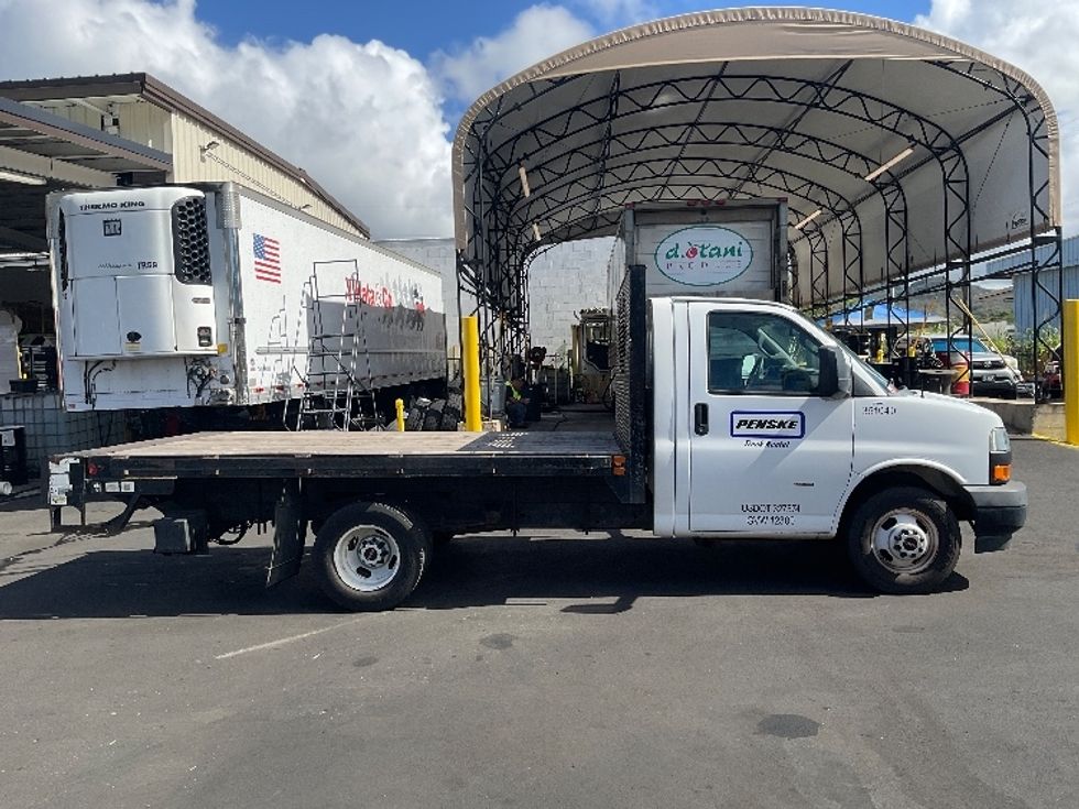Flatbed Truck-Light and Medium Duty Trucks-GMC-2019-G33503-Torrance-CA-48,366\n\t\tmiles-$ 29,250 - Image 15