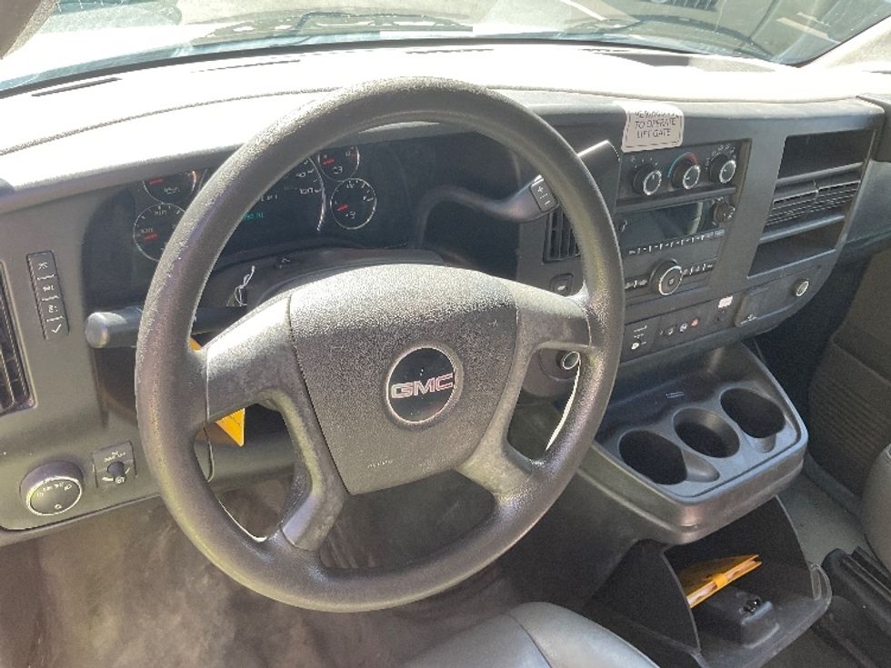 Flatbed Truck-Light and Medium Duty Trucks-GMC-2019-G33503-Torrance-CA-48,366\n\t\tmiles-$ 29,250 - Image 17