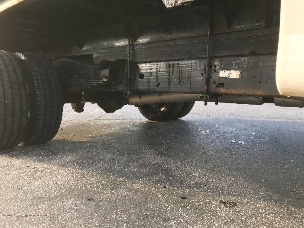 Flatbed Truck-Light and Medium Duty Trucks-GMC-2019-G33503-Torrance-CA-50,975\n\t\tmiles-$ 30,750 - Image 13