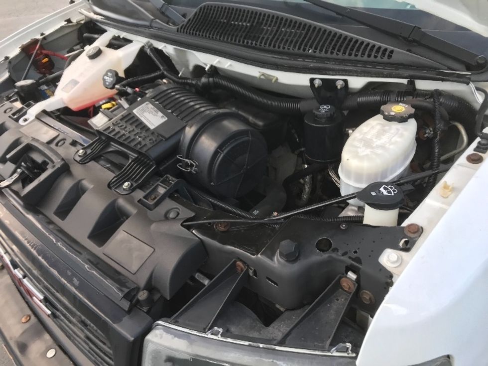 Flatbed Truck-Light and Medium Duty Trucks-GMC-2019-G33503-Torrance-CA-50,975\n\t\tmiles-$ 30,750 - Image 22