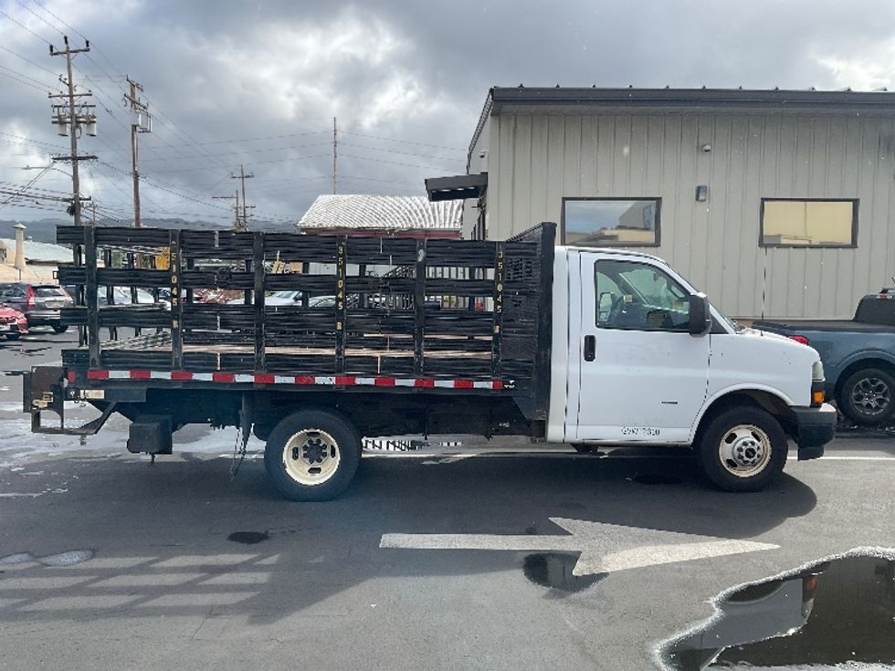 Flatbed Truck-Light and Medium Duty Trucks-GMC-2019-G33503-Torrance-CA-57,819\n\t\tmiles-$ 30,250 - Image 15