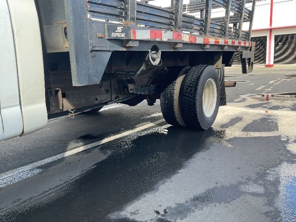 Flatbed Truck-Light and Medium Duty Trucks-GMC-2019-G33503-Torrance-CA-57,819\n\t\tmiles-$ 30,250 - Image 5
