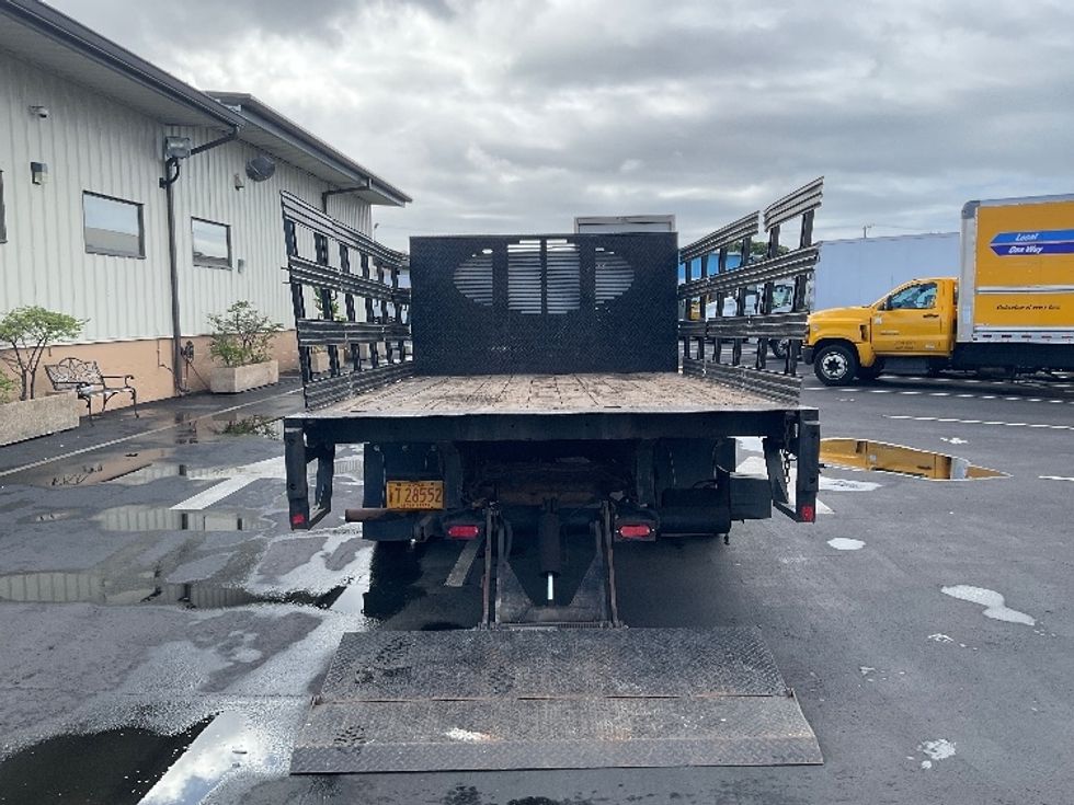 Flatbed Truck-Light and Medium Duty Trucks-GMC-2019-G33503-Torrance-CA-57,819\n\t\tmiles-$ 30,250 - Image 8