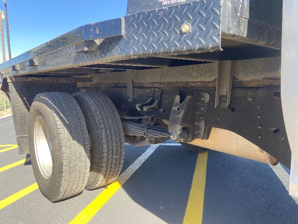 Flatbed Truck-Light and Medium Duty Trucks-GMC-2020-SIERRA-San Antonio-TX-107,869\n\t\tmiles-$ 45,250 - Image 11