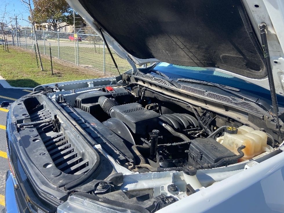 Flatbed Truck-Light and Medium Duty Trucks-GMC-2020-SIERRA-San Antonio-TX-107,869\n\t\tmiles-$ 45,250 - Image 21