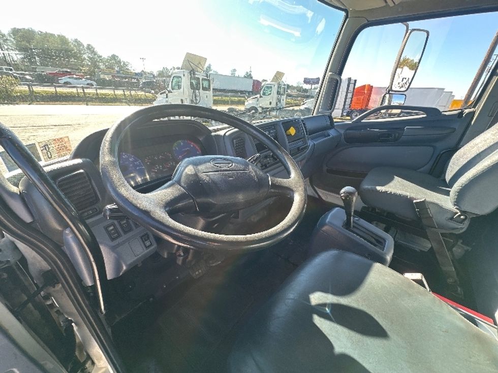 Flatbed Truck-Light and Medium Duty Trucks-Hino-2007-268-Atlanta (Conyers)-GA-473,394\n\t\tmiles-$ 5,000 - Image 17