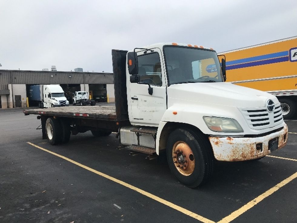Flatbed Truck-Light and Medium Duty Trucks-Hino-2007-268-Rothschild-WI-194,952\n\t\tmiles-$ 10,000 - Image 1