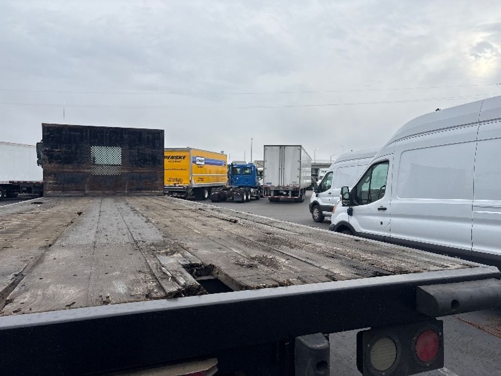 Flatbed Truck-Light and Medium Duty Trucks-Hino-2015-268-West Sacramento-CA-80,907\n\t\tmiles-$ 45,250 - Image 12