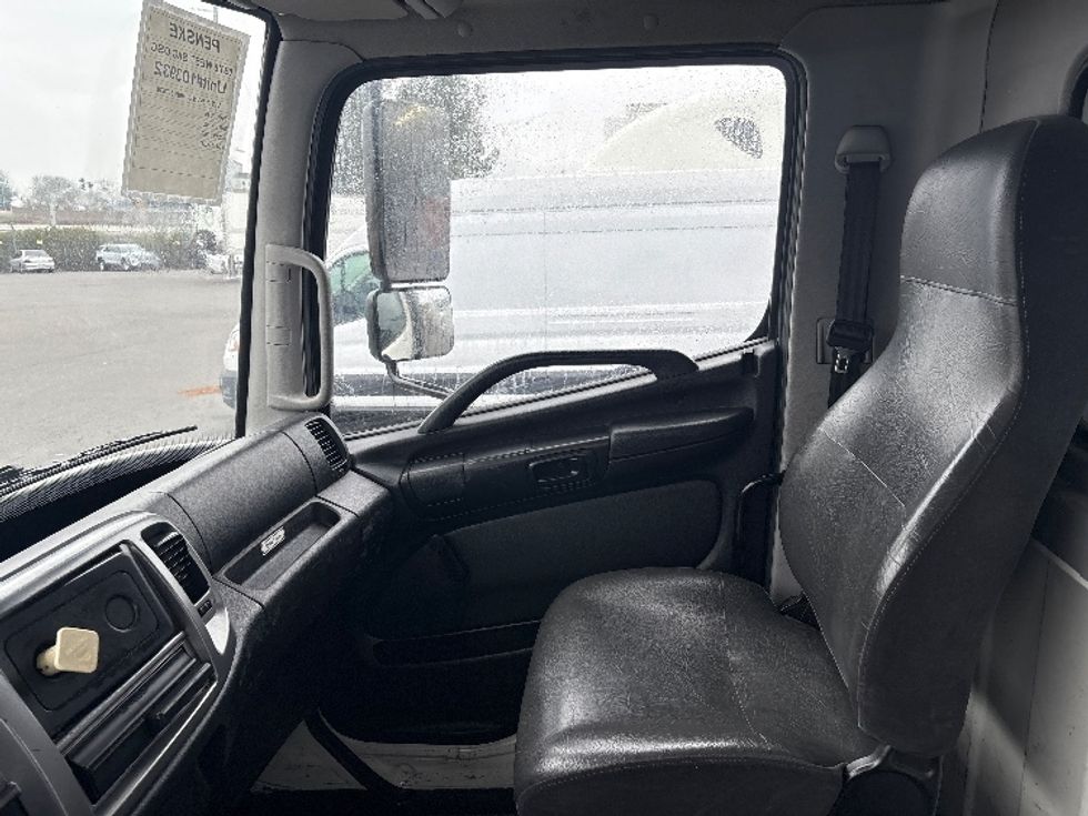 Flatbed Truck-Light and Medium Duty Trucks-Hino-2015-268-West Sacramento-CA-80,907\n\t\tmiles-$ 45,250 - Image 19