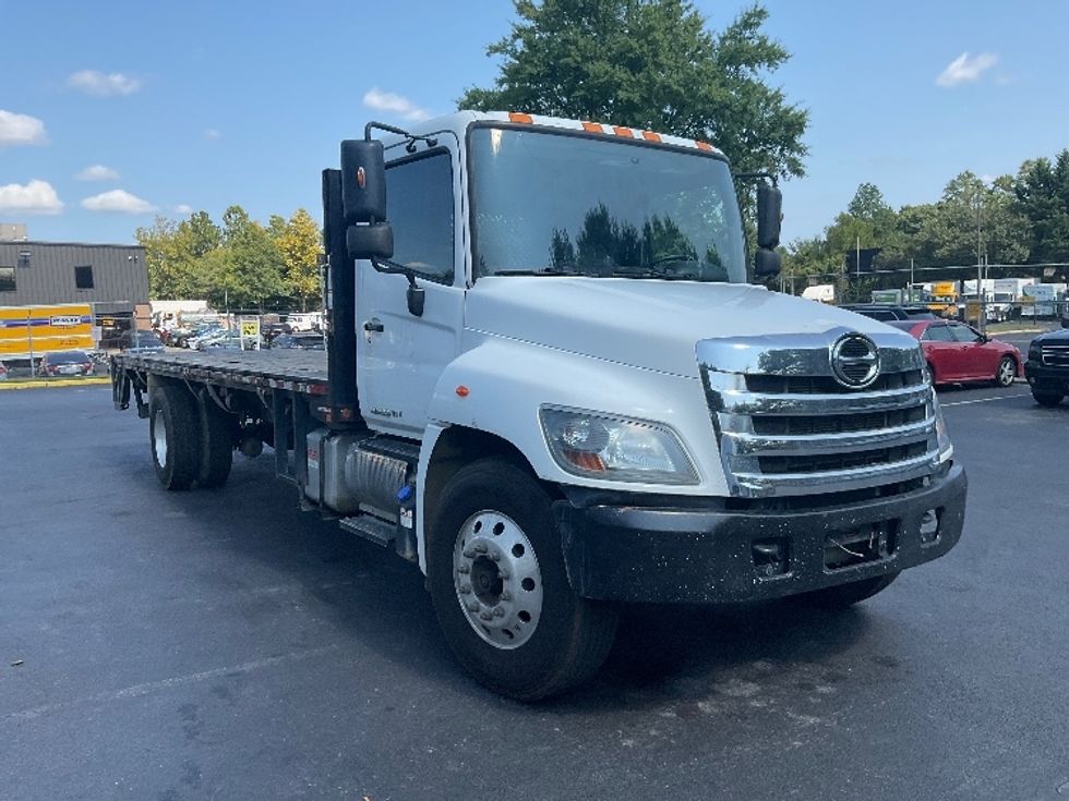 2016 Hino 268 Flatbed Truck