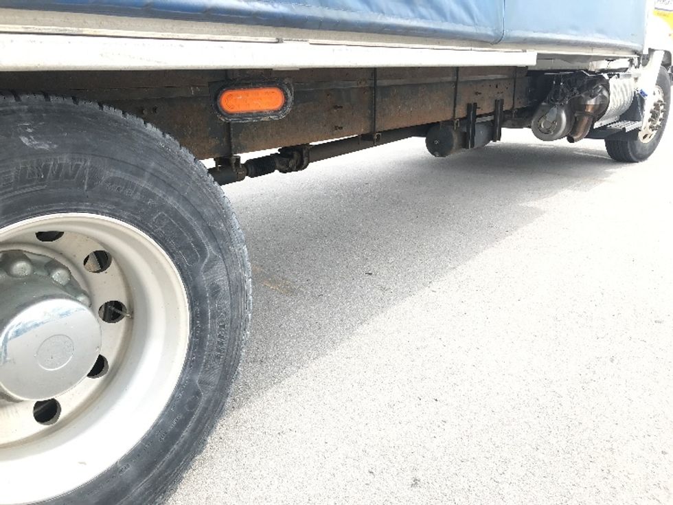 Flatbed Truck-Light and Medium Duty Trucks-Hino-2016-268-Mississauga-ON-172,653\n\t\tkm-$ 72,750 - Image 14