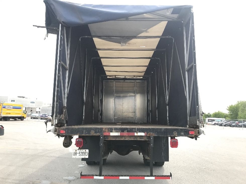 Flatbed Truck-Light and Medium Duty Trucks-Hino-2016-268-Mississauga-ON-172,653\n\t\tkm-$ 72,750 - Image 9