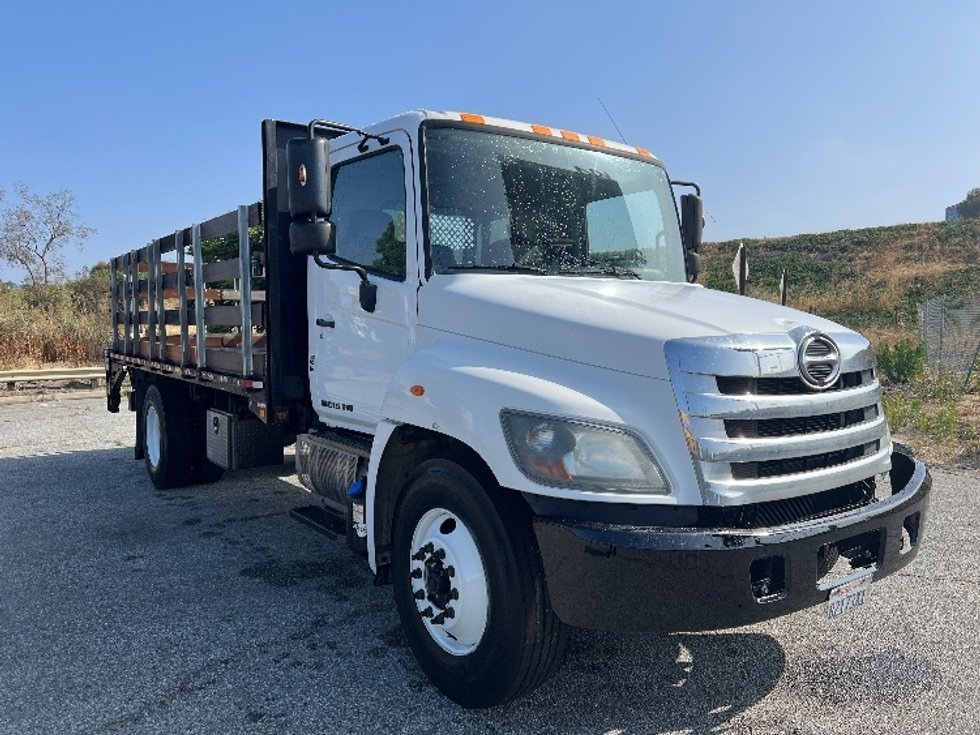 Used Flatbed Trucks for Sale in CA Penske Used Trucks