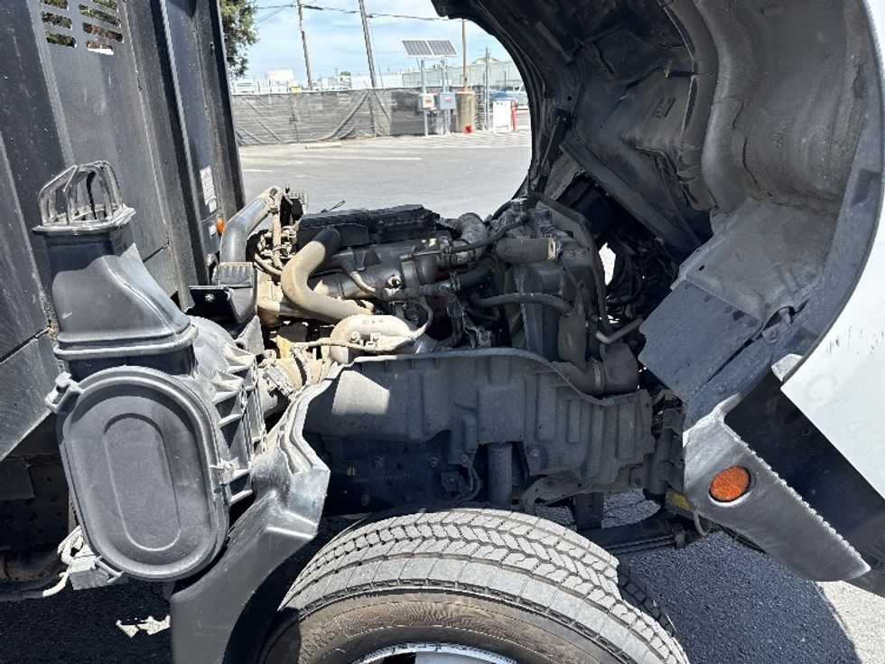 Flatbed Truck-Light and Medium Duty Trucks-Hino-2017-195-West Sacramento-CA-147,950\n\t\tmiles-$ 35,250 - Image 20