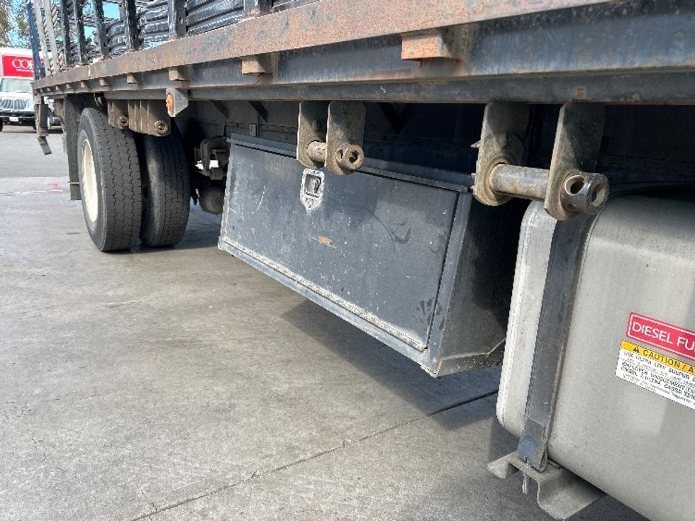 Flatbed Truck-Light and Medium Duty Trucks-Hino-2017-268-Fontana-CA-182,786\n\t\tmiles-$ 42,500 - Image 11