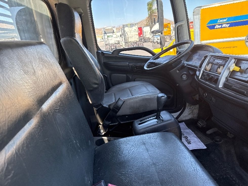 Flatbed Truck-Light and Medium Duty Trucks-Hino-2017-268-Fontana-CA-477,267\n\t\tmiles-$ 18,750 - Image 22