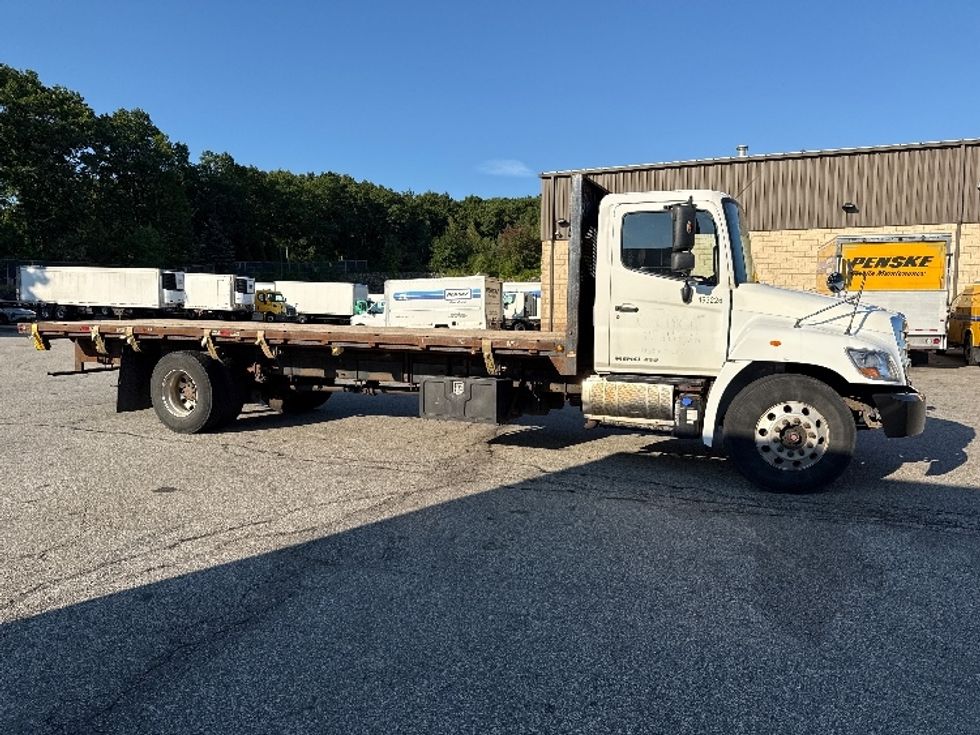 Flatbed Truck-Light and Medium Duty Trucks-Hino-2017-268-Franklin-MA-269,909\n\t\tmiles-$ 32,500 - Image 11