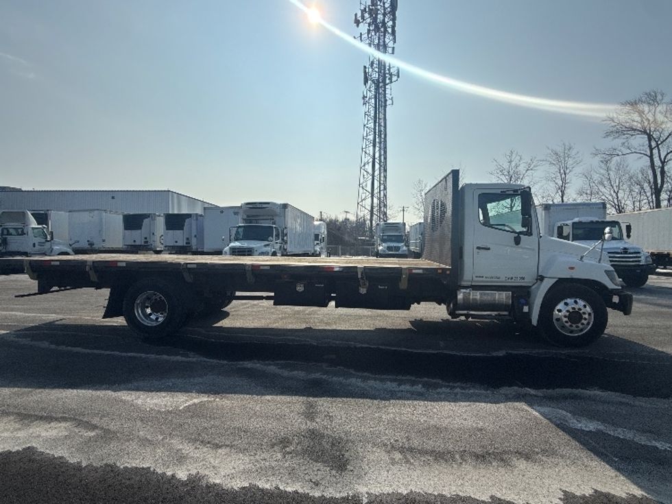 Flatbed Truck-Light and Medium Duty Trucks-Hino-2017-268-South Plainfield-NJ-237,504\n\t\tmiles-$ 31,250 - Image 11