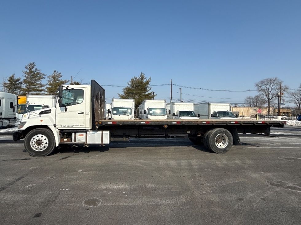 Flatbed Truck-Light and Medium Duty Trucks-Hino-2017-268-South Plainfield-NJ-237,504\n\t\tmiles-$ 31,250 - Image 4
