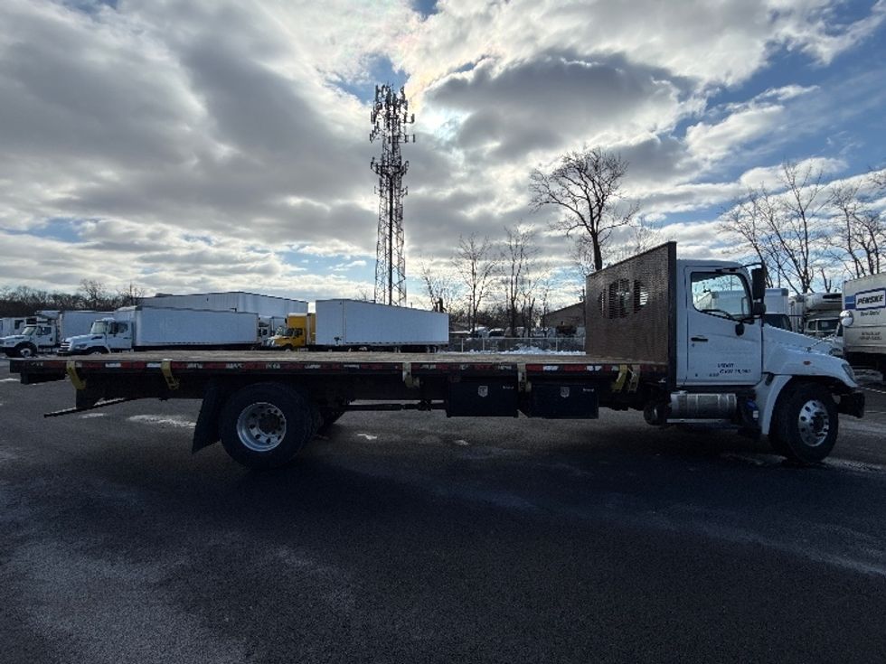 Flatbed Truck-Light and Medium Duty Trucks-Hino-2017-268-South Plainfield-NJ-238,738\n\t\tmiles-$ 31,250 - Image 11