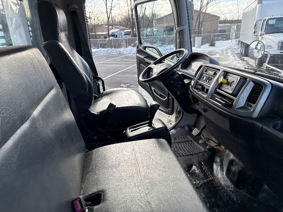 Flatbed Truck-Light and Medium Duty Trucks-Hino-2017-268-South Plainfield-NJ-238,738\n\t\tmiles-$ 31,250 - Image 18
