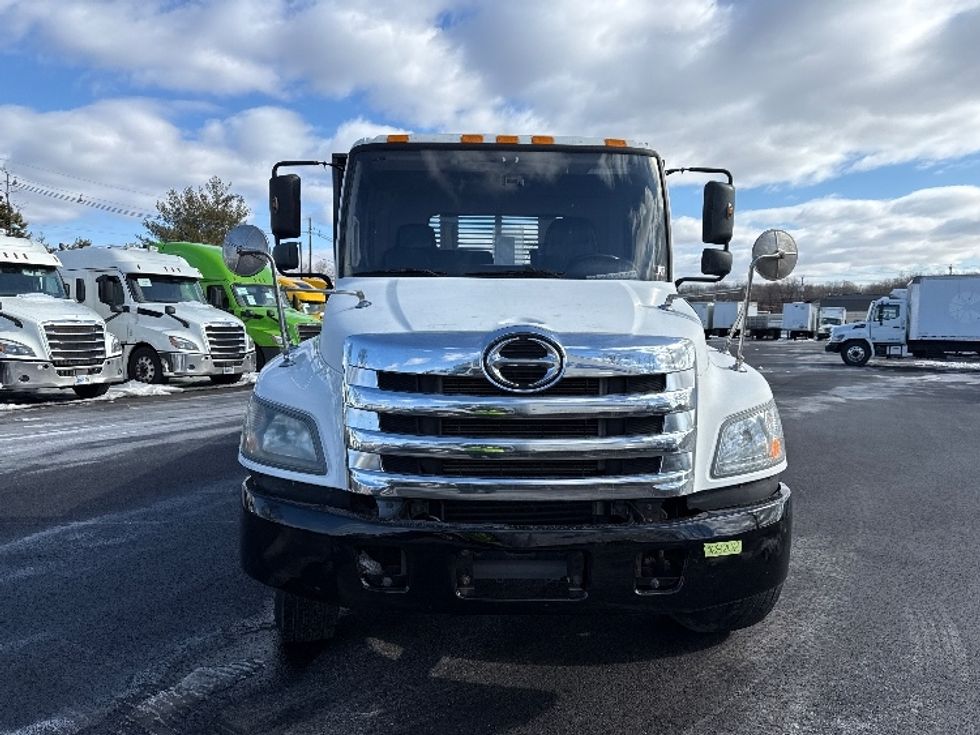 Flatbed Truck-Light and Medium Duty Trucks-Hino-2017-268-South Plainfield-NJ-238,738\n\t\tmiles-$ 31,250 - Image 2
