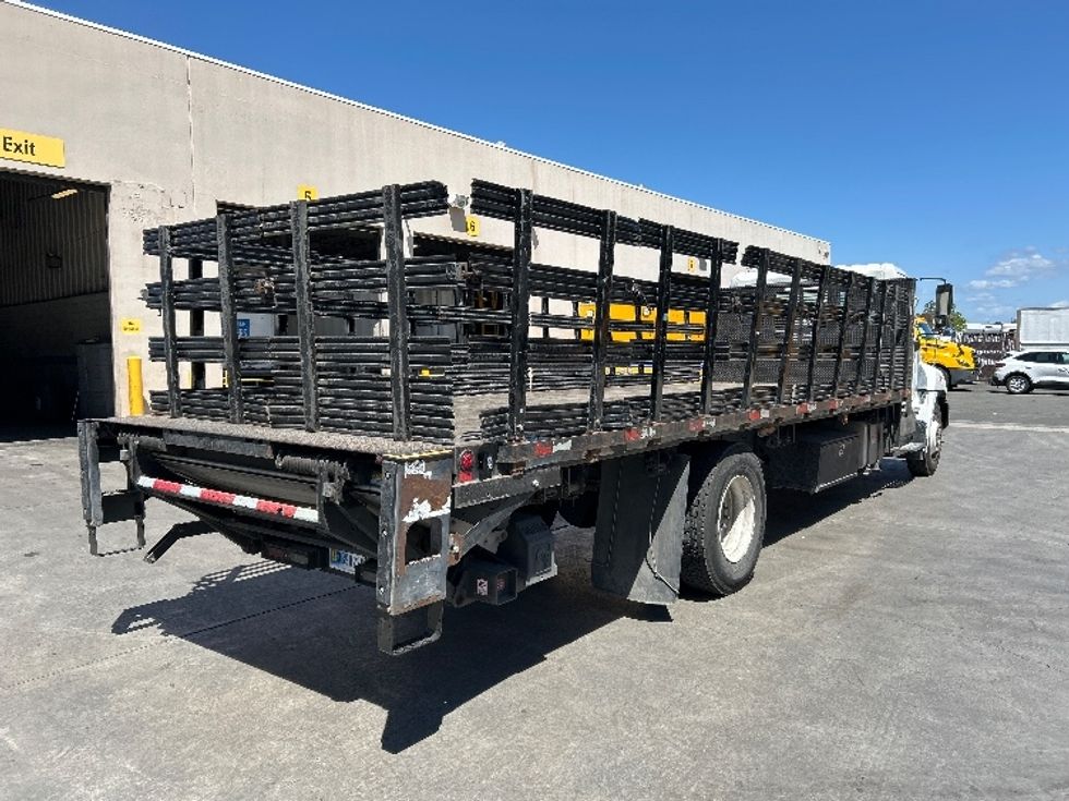 Flatbed Truck-Light and Medium Duty Trucks-Hino-2017-268-Torrance-CA-142,891\n\t\tmiles-$ 47,250 - Image 12