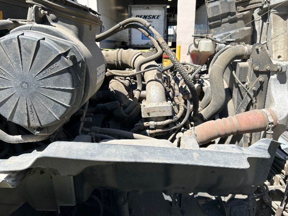 Flatbed Truck-Light and Medium Duty Trucks-Hino-2017-268-Torrance-CA-142,891\n\t\tmiles-$ 47,250 - Image 22