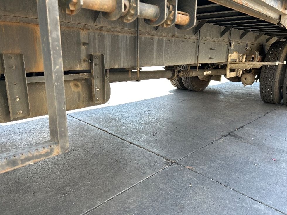 Flatbed Truck-Light and Medium Duty Trucks-Hino-2017-268-Torrance-CA-142,891\n\t\tmiles-$ 47,250 - Image 5