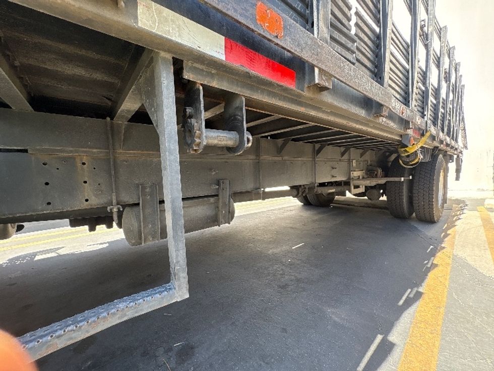 Flatbed Truck-Light and Medium Duty Trucks-Hino-2017-268-Torrance-CA-193,102\n\t\tmiles-$ 45,500 - Image 5