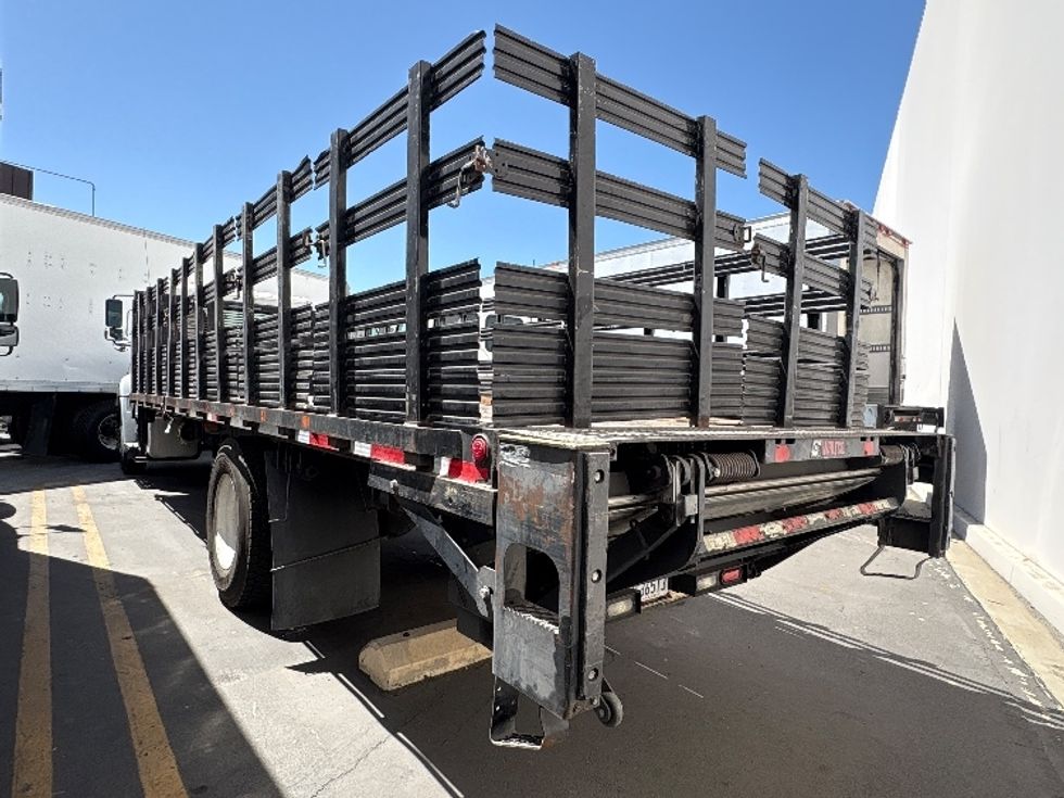 Flatbed Truck-Light and Medium Duty Trucks-Hino-2017-268-Torrance-CA-193,102\n\t\tmiles-$ 45,500 - Image 6