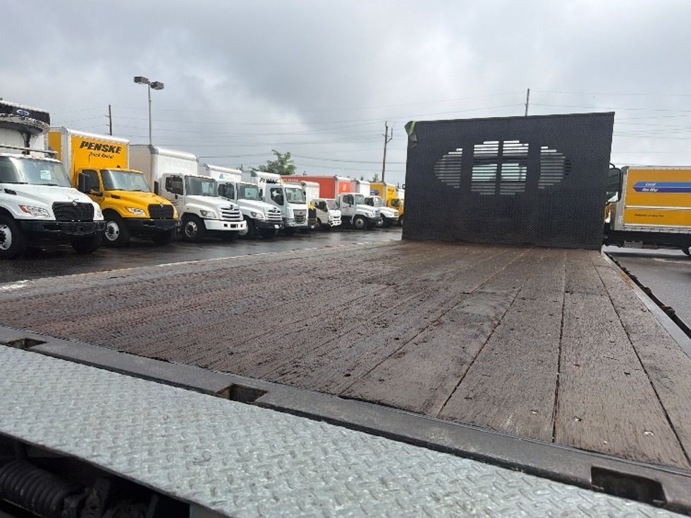 Flatbed Truck-Light and Medium Duty Trucks-Hino-2018-195-West Babylon-NY-115,326\n\t\tmiles-$ 36,000 - Image 11