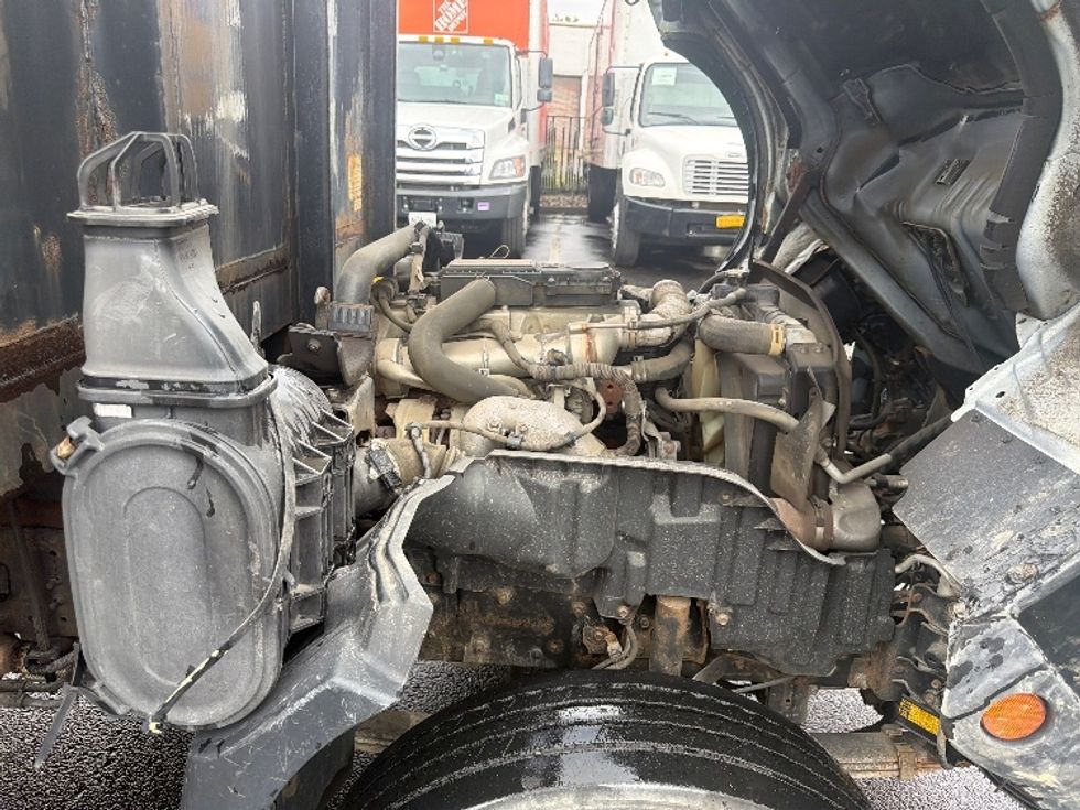 Flatbed Truck-Light and Medium Duty Trucks-Hino-2018-195-West Babylon-NY-115,326\n\t\tmiles-$ 36,000 - Image 23