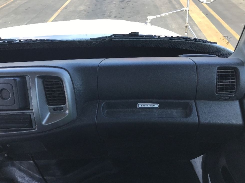 Flatbed Truck-Light and Medium Duty Trucks-Hino-2018-268-Fontana-CA-265,079\n\t\tmiles-$ 38,000 - Image 16