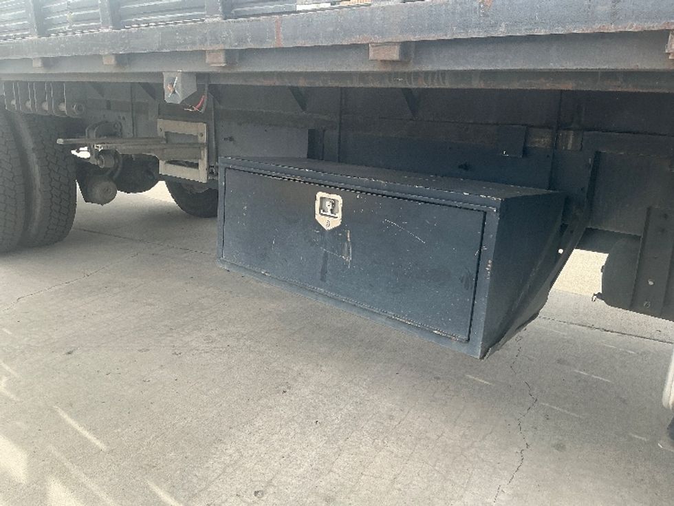 Flatbed Truck-Light and Medium Duty Trucks-Hino-2018-268-Fontana-CA-285,600\n\t\tmiles-$ 32,750 - Image 14