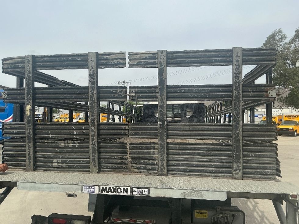 Flatbed Truck-Light and Medium Duty Trucks-Hino-2018-268-Fontana-CA-285,600\n\t\tmiles-$ 32,750 - Image 7