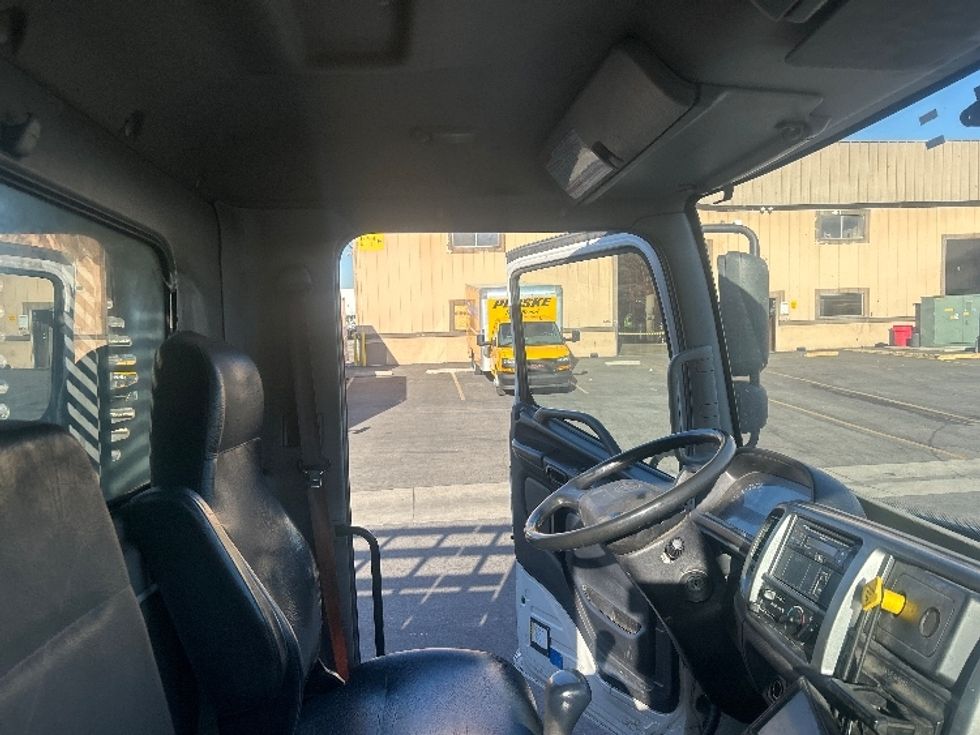 Flatbed Truck-Light and Medium Duty Trucks-Hino-2018-268-Fontana-CA-311,687\n\t\tmiles-$ 26,500 - Image 17