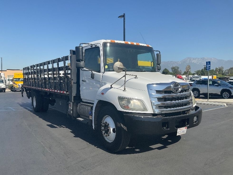 Flatbed Truck-Light and Medium Duty Trucks-Hino-2018-268-Montebello-CA-309,323\n\t\tmiles-$ 31,750 - Image 1